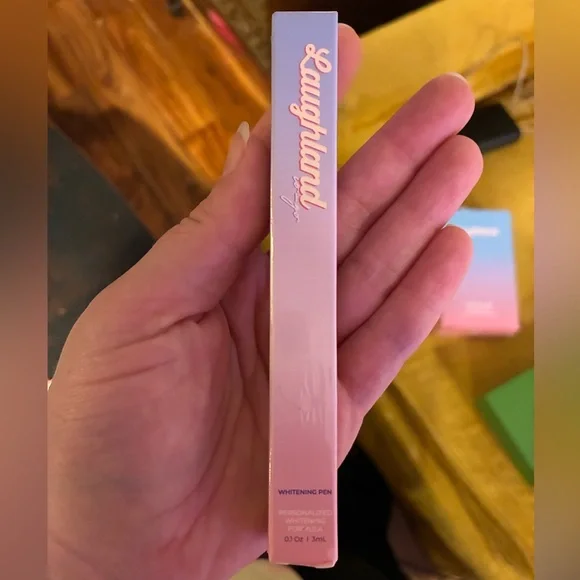 NEW • LED Teeth Whitening Kit • Laughland Bundle - Picture 5 of 12